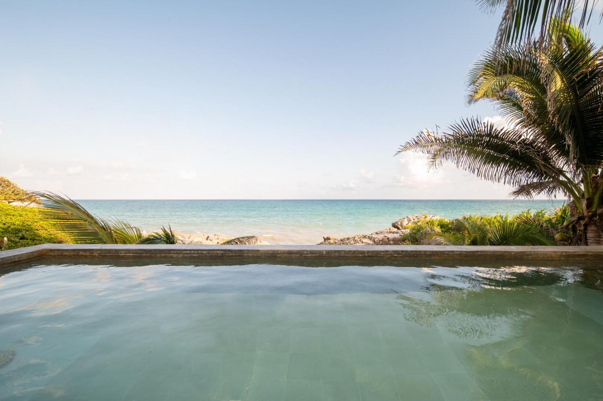 Tropicalito Villa On The Beach Tulum Exterior photo