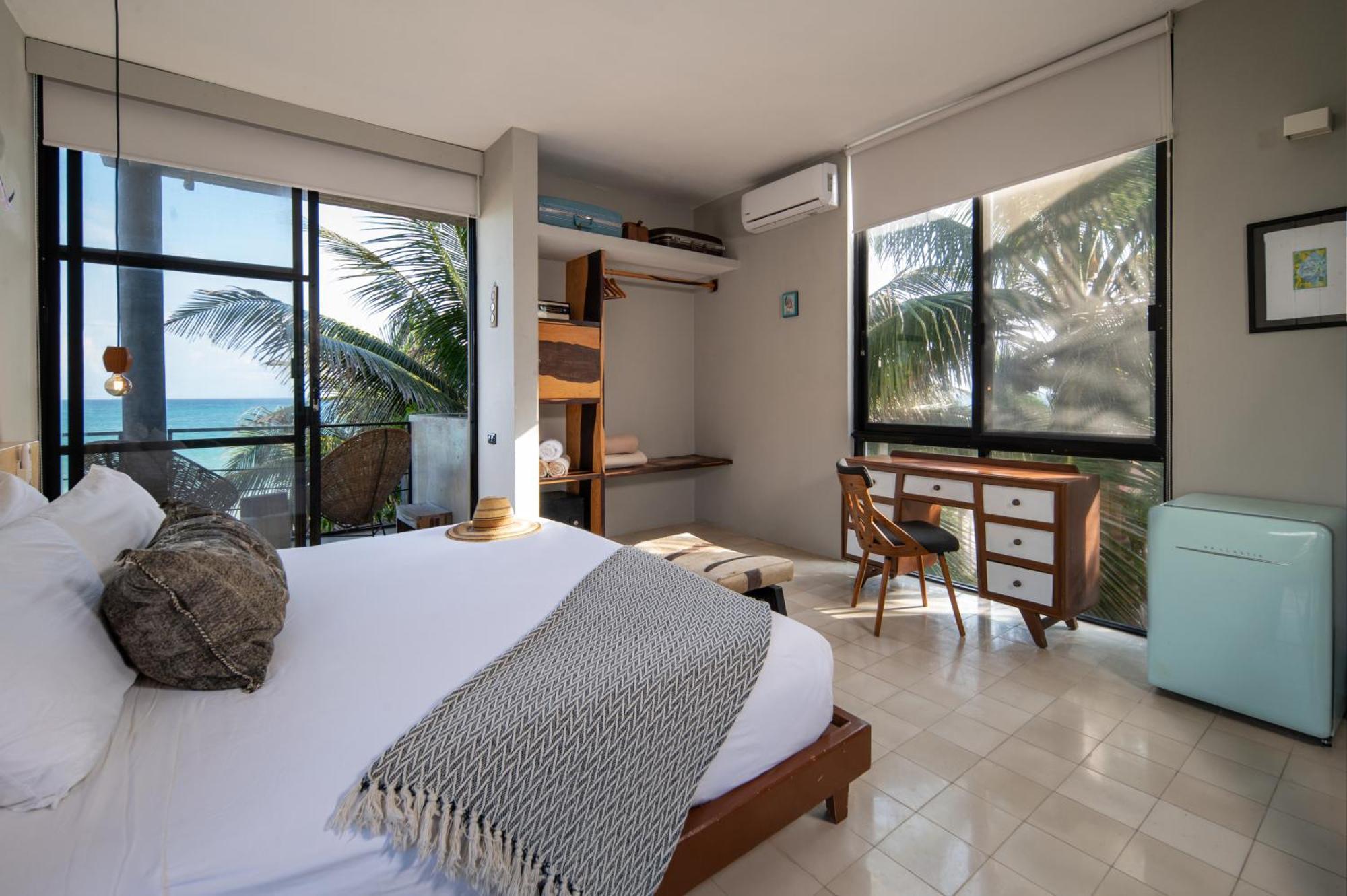 Tropicalito Villa On The Beach Tulum Exterior photo