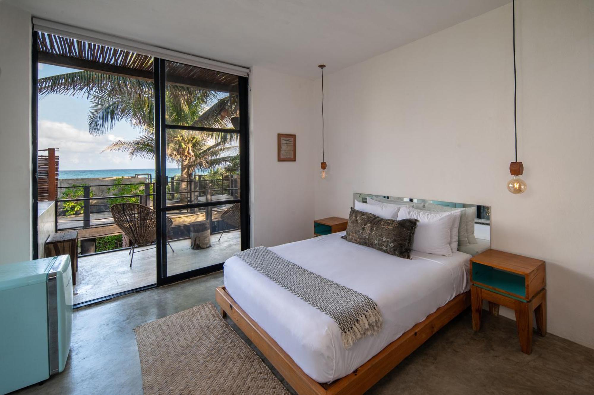 Tropicalito Villa On The Beach Tulum Exterior photo