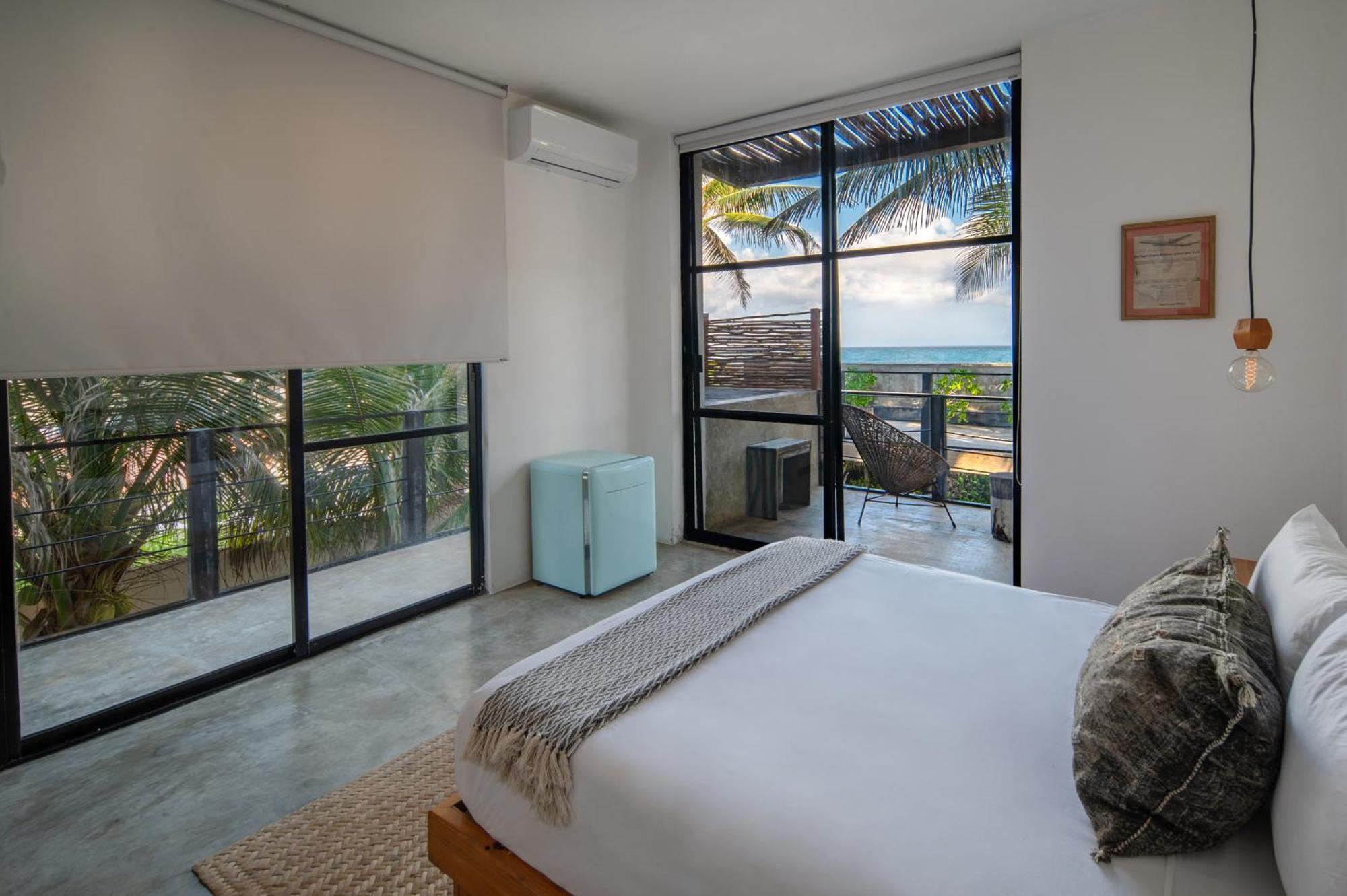 Tropicalito Villa On The Beach Tulum Exterior photo