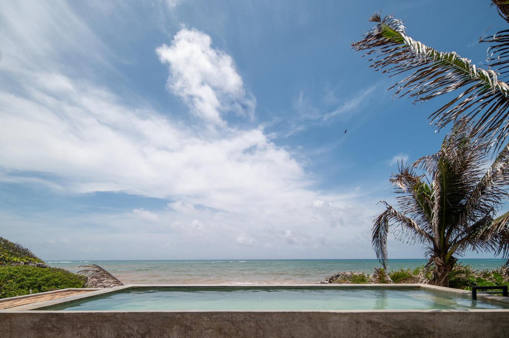 Tropicalito Villa On The Beach Tulum Exterior photo