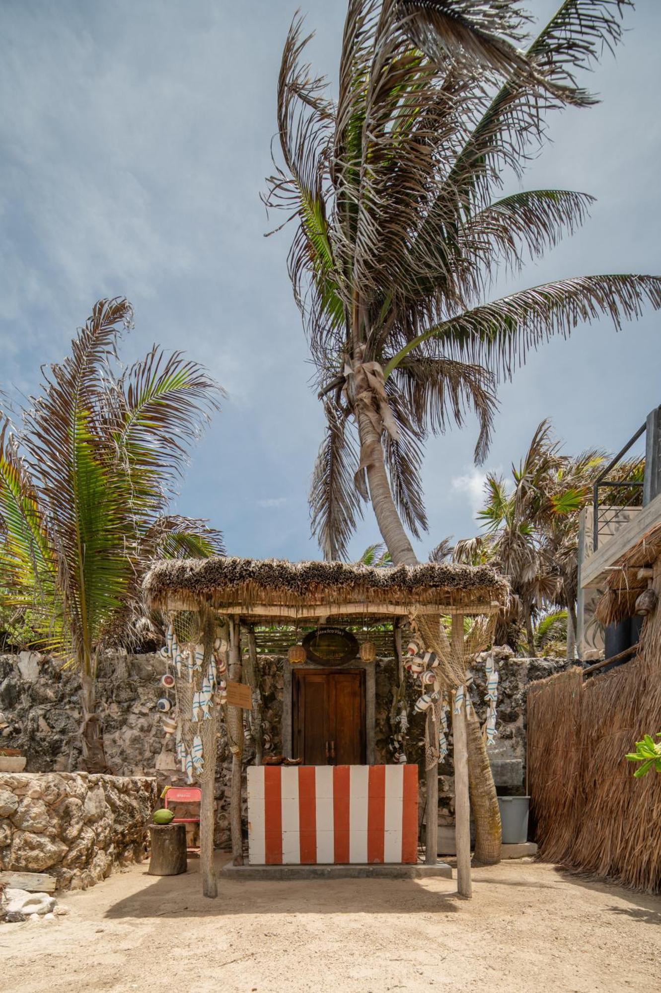 Tropicalito Villa On The Beach Tulum Exterior photo