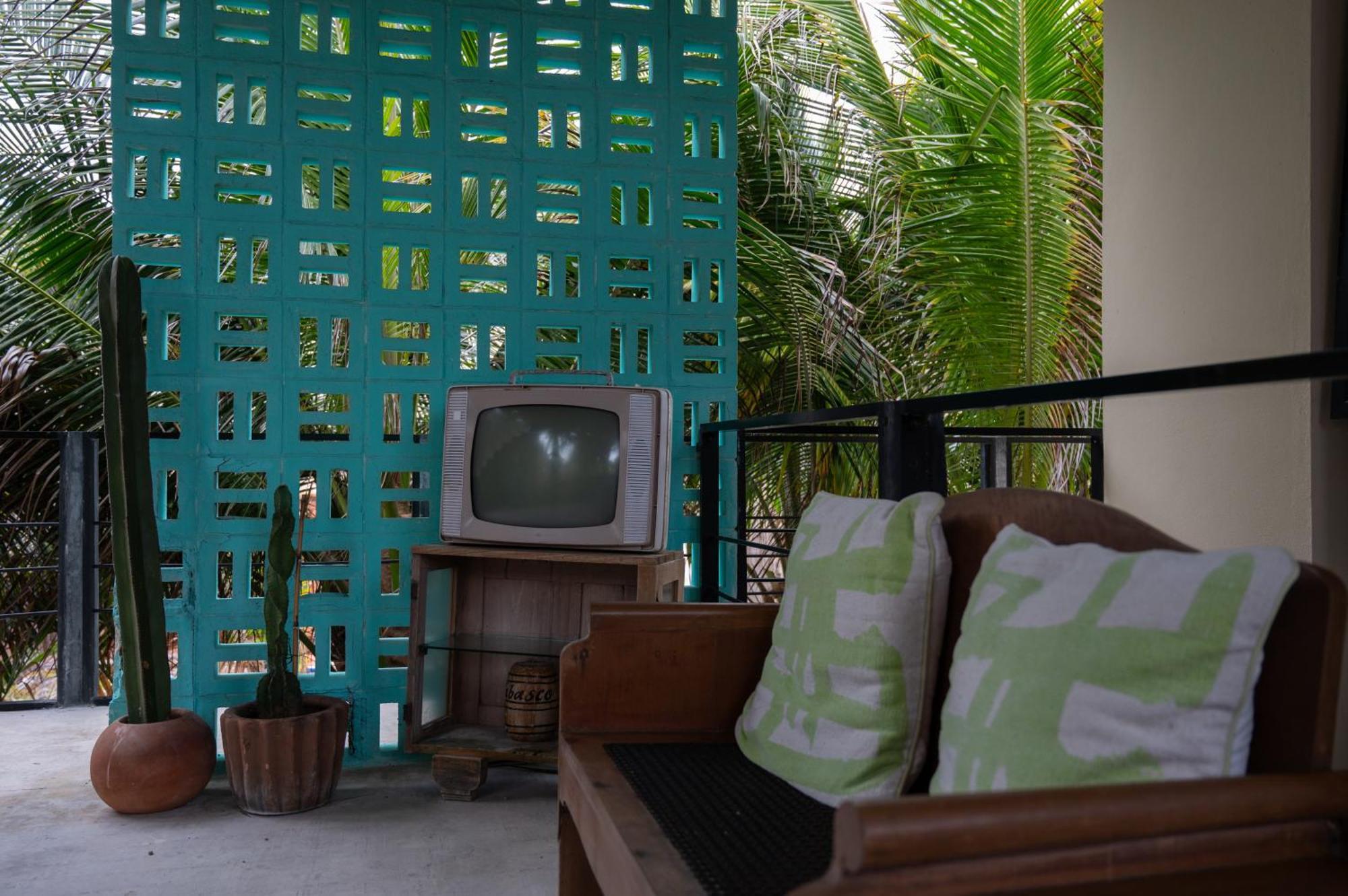 Tropicalito Villa On The Beach Tulum Exterior photo